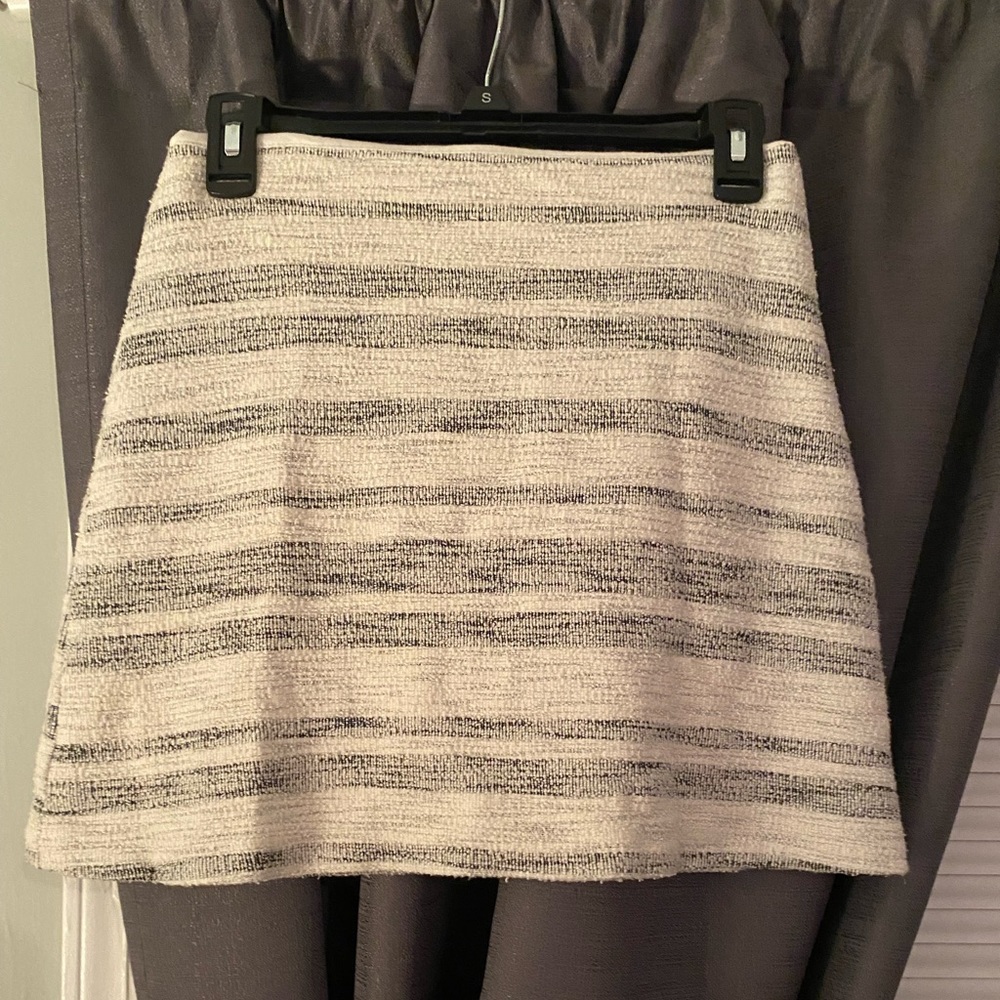 ⭐️ SOLD ⭐️ Mini skirt